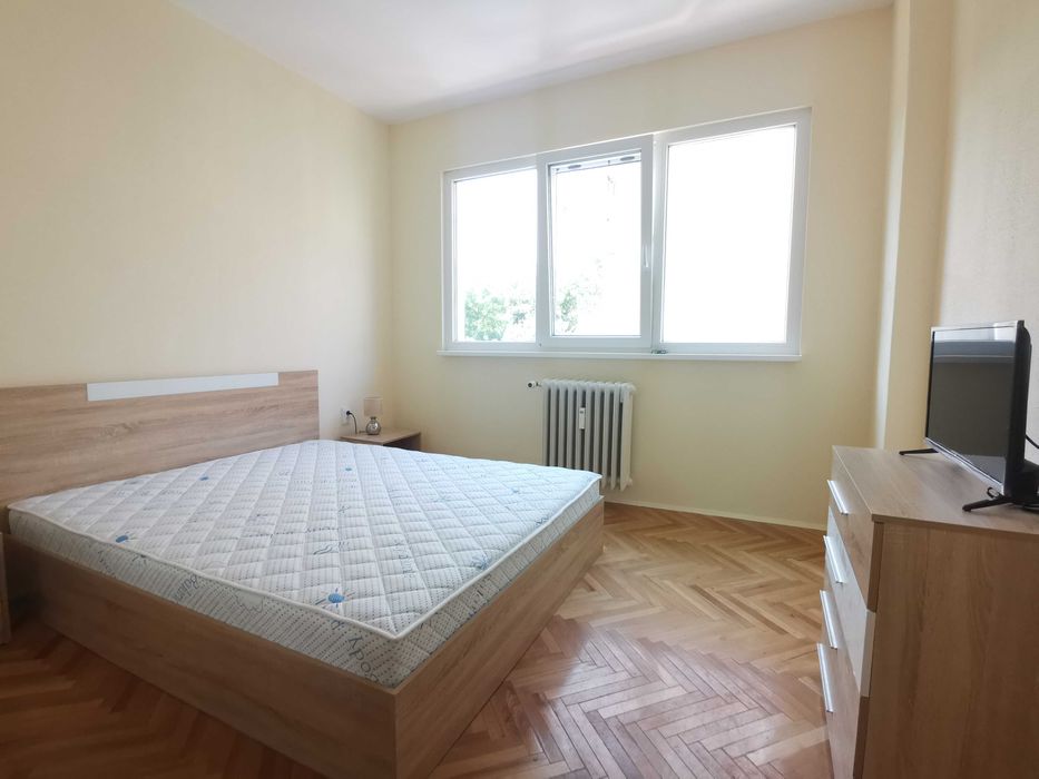 Дава се под наем Двустаен апартамент в София, Света Троица - 75 кв.м за 433.5 € - Снимка #3