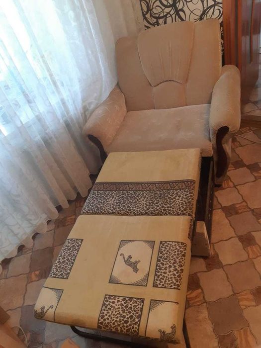 Креслокровать б/у