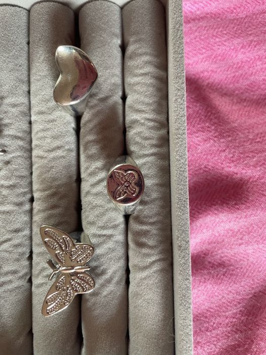 Лот пръстени в сребристо и златисто