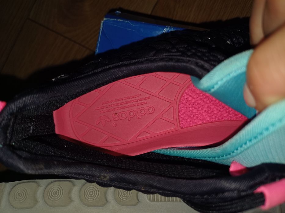 Маратонки Adidas originals