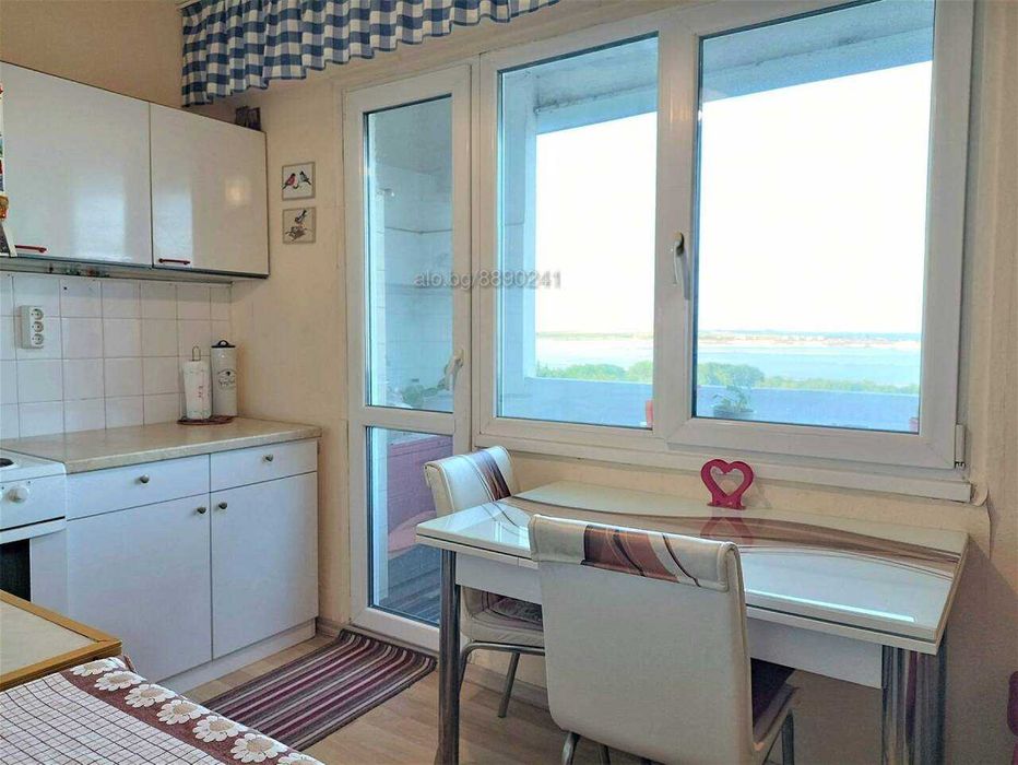 Дава се под наем Двустаен апартамент в Бургас, Изгрев - 65 кв.м за 397.8 € - Снимка #10