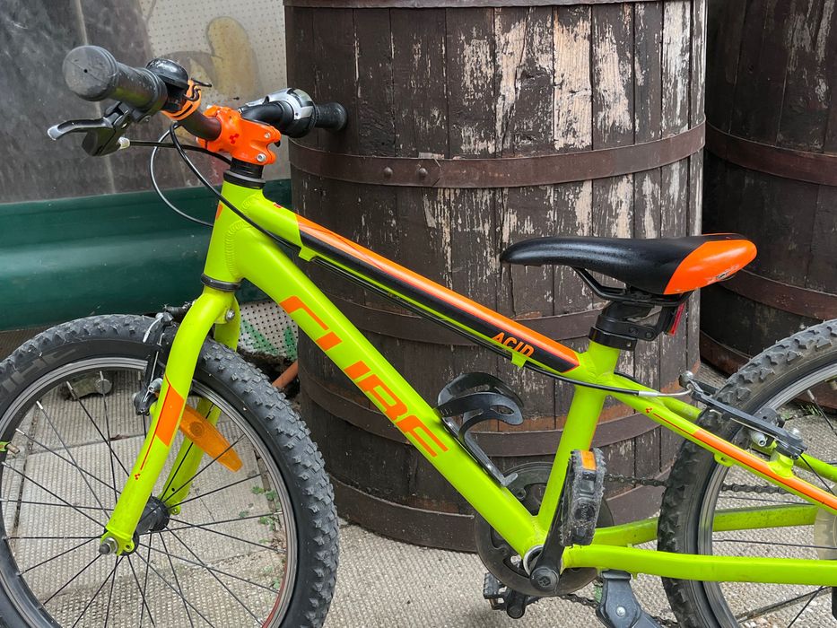 Продавам детски велосипед CUBE Acid 200 (20 инча)