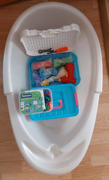 Детская ванночка+развивающие игрушкии