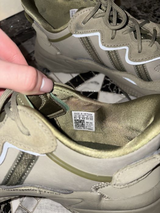 Adidas Ozweego кроссовки 42 размер