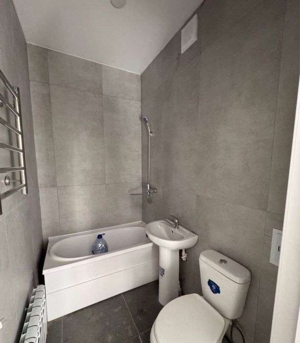 Продам 1/10/16 ассалом сохил, собственник.