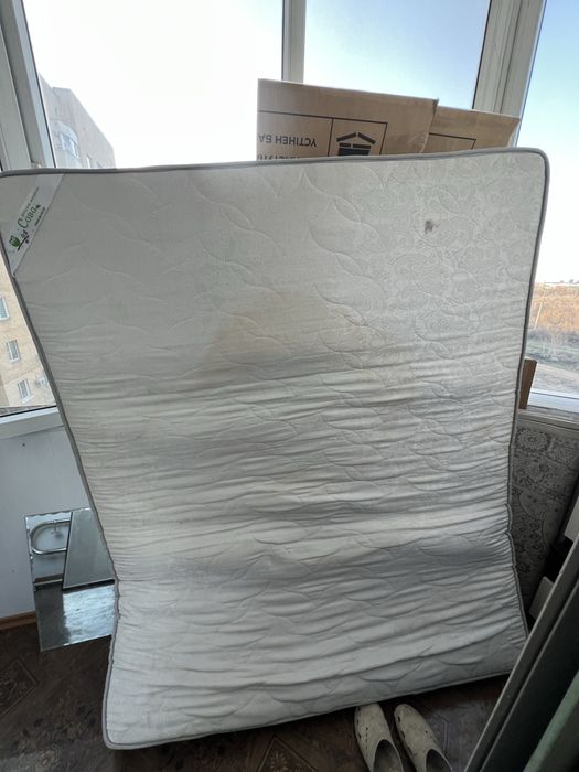 Отдам даром матрас