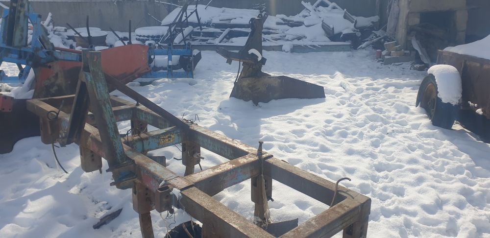 Трактор МТЗ 80 бугдой села очар.