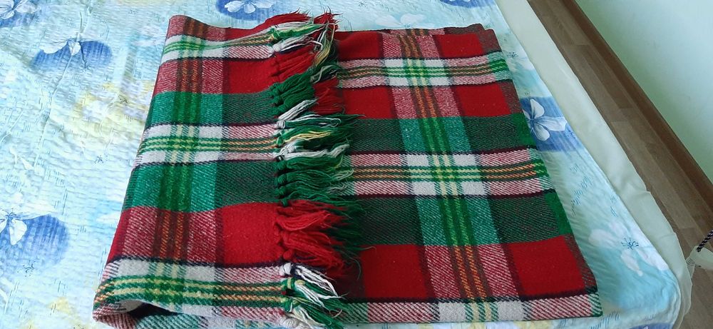 Две нови родопски одеала