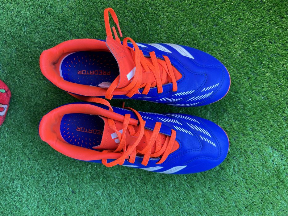 Продавам бутонки adidas predator