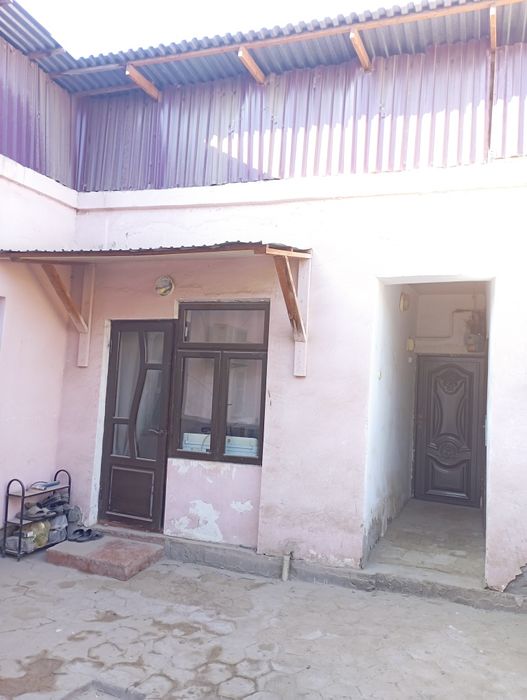 2-Хонали Ховли сотилади срочно