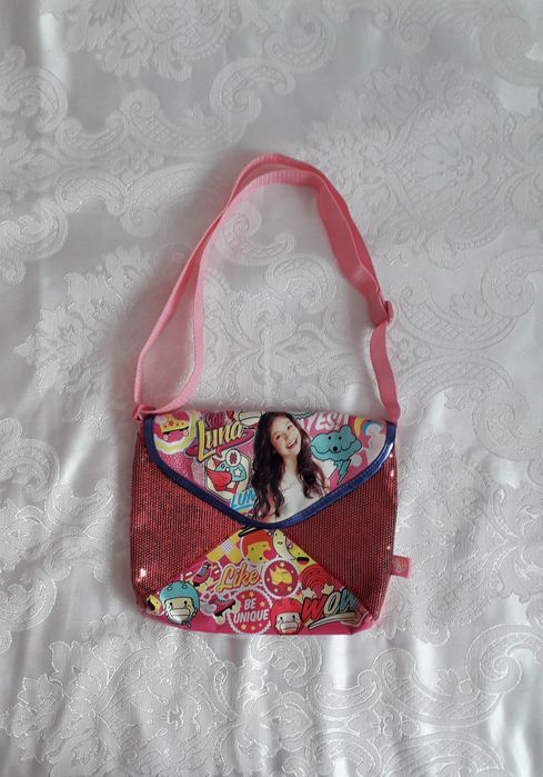 Чанта на Сой Луна