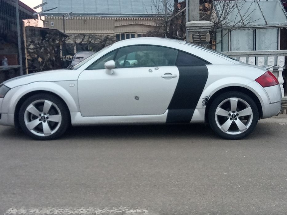 Vând Audi TT 2001