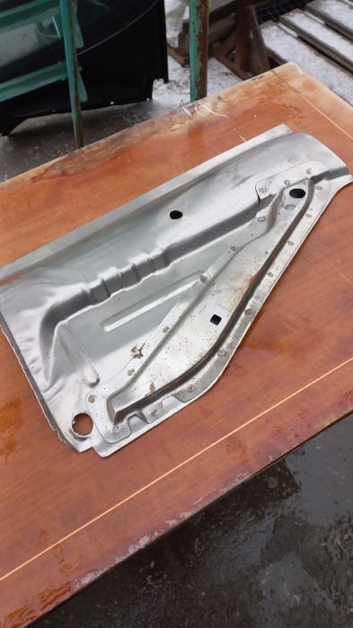 Автозапчасти лобовое стекло