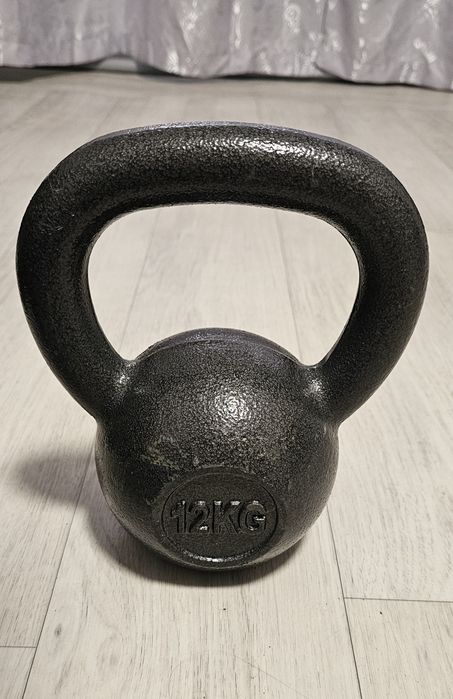 Продам Гирю 12 Кг.