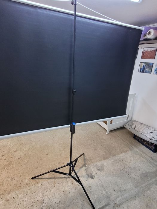 Ecran proiecție Acer 82 inchi( 208 cm)