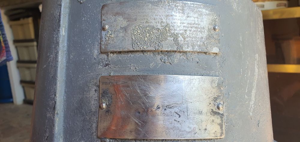 Професионална помпа за кал и вода