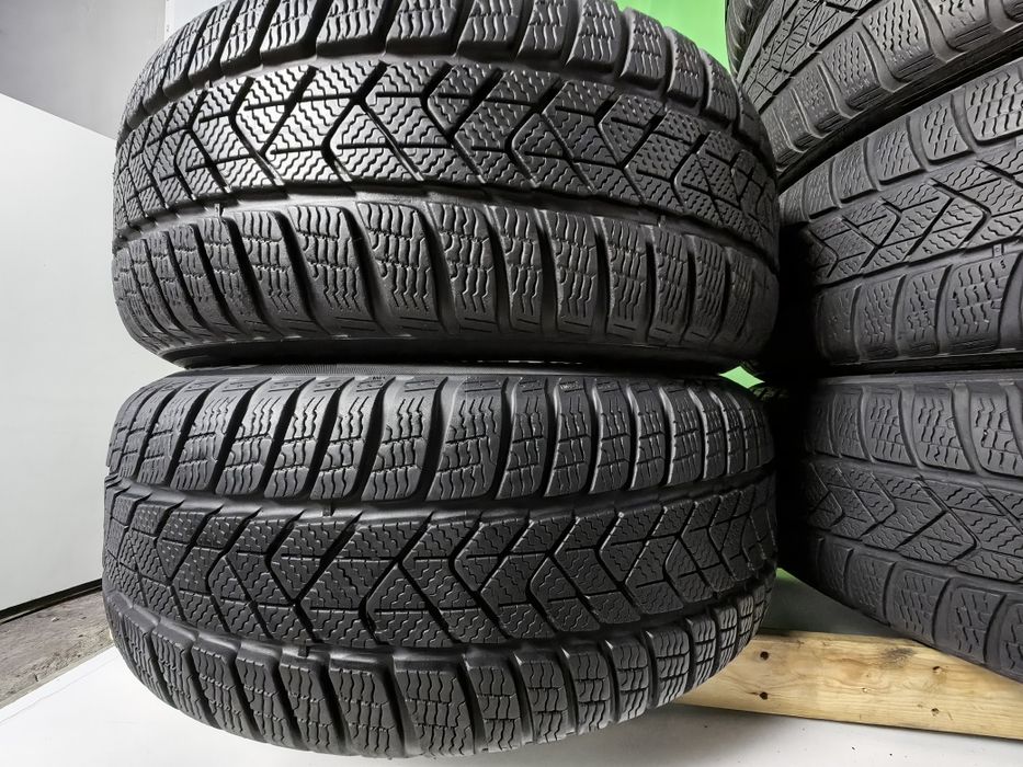 225/50R18 Pirelli run flat steluță