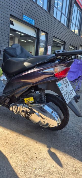 Suzuki Address 125, 2001
