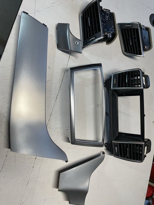 Trimuri grile aerisire mercedes ML w166