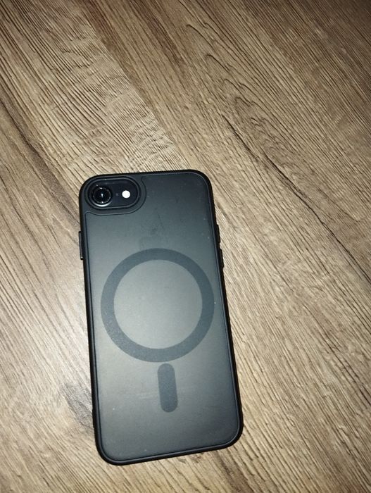 Продам iphone  7