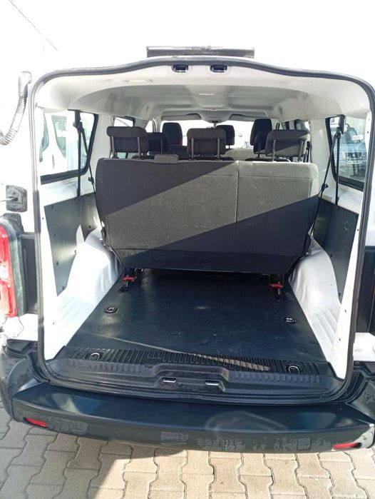 Vand microbuz Citroen Jumpy Space Tourer 8+1 locuri, recent din Franta