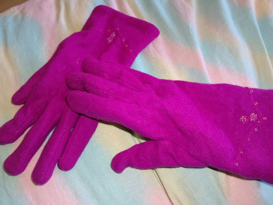 Дамски зимни ръкавици