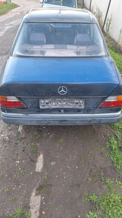Mercedes w124 200e на части!