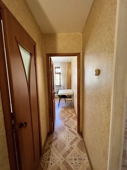 Продам 1 ком кв 33 м2 в районе универмага