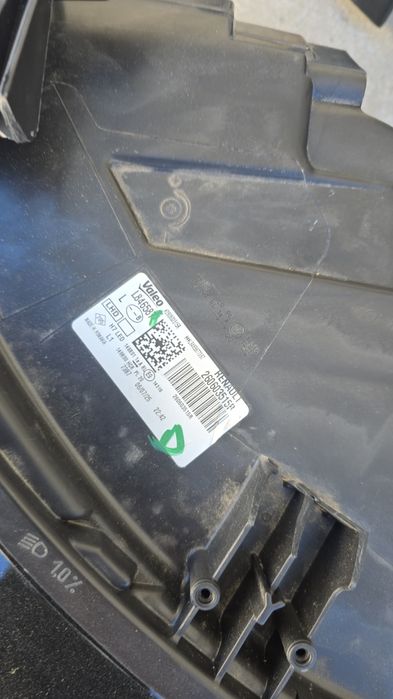 Far/Faruri Dacia Duster/Bigster 2025 2026 grila calandru