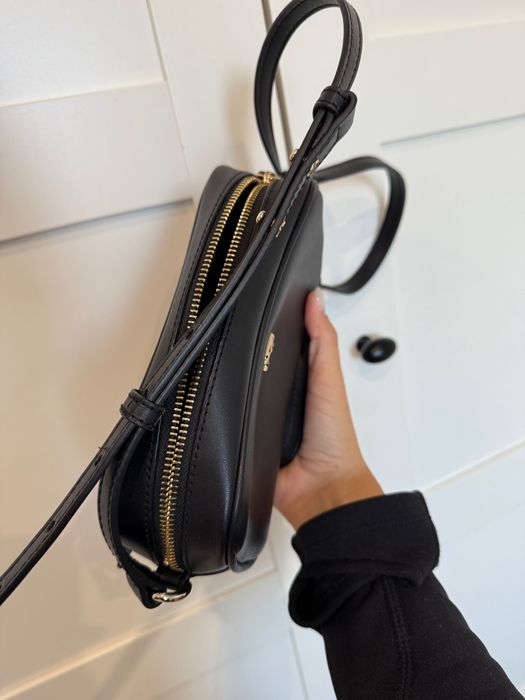 Дамска чанта Tommy hilfinger черна