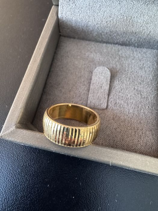 Кольцо золотое 875