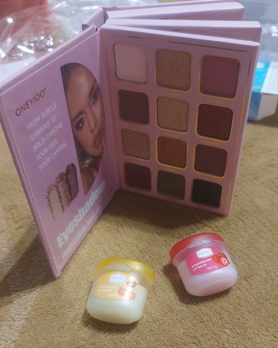 Палитри сенки с четки