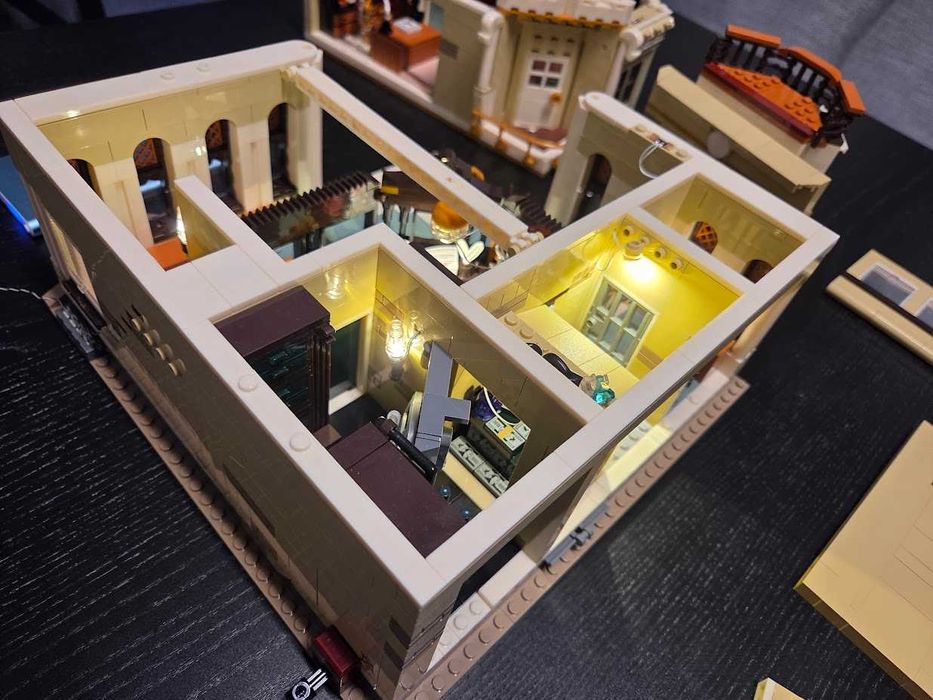 Lumibricks 14013 Western Bank Heist, Asamblat