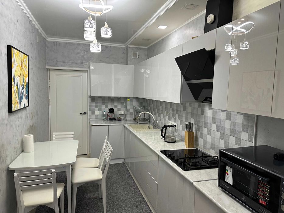 Аренда 3 комнатной квартиры Шастри/Паркентский перекресток ор-р БЕК