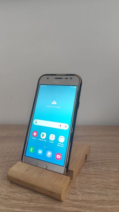 Vând Samsung Galaxy J3 2017 BLOCAT LA Vodafone