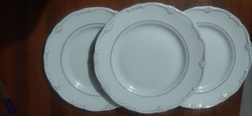 Продаются старинные тарелки  Барановского фарфорового завода