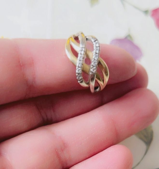 Продам золотое кольцо