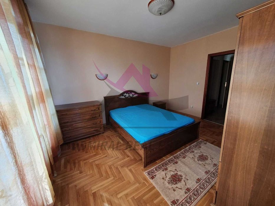 Дава се под наем Двустаен апартамент в Варна, Левски - 70 кв.м за 458.49 € - Снимка #3