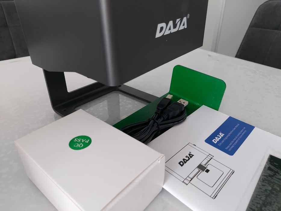 Продам лазерный гравировочный станок