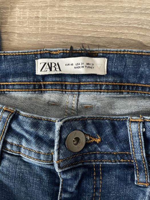 Мъжки дънки на Zara