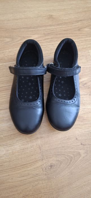 Pantofi fete din piele, purtat foarte putin, marime 35,5