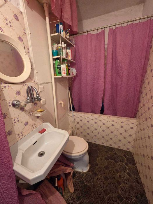 Продава се Двустаен апартамент в Казанлък - 65 кв.м за 1154 €/кв.м - Снимка #5