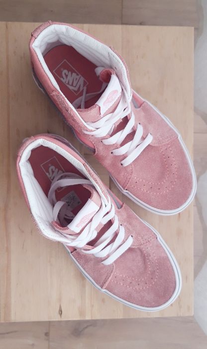 Велурени Обувки Vans Sk8-Hi 36/36.5