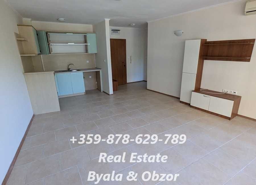 Продава се Двустаен апартамент в Обзор - 65 кв.м за 784 €/кв.м - Снимка #7
