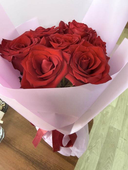 Срочно продам букет роз