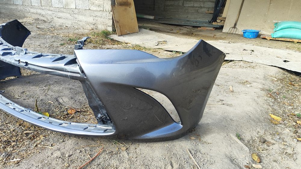 Бампер передний оригинал камри 55 Американс