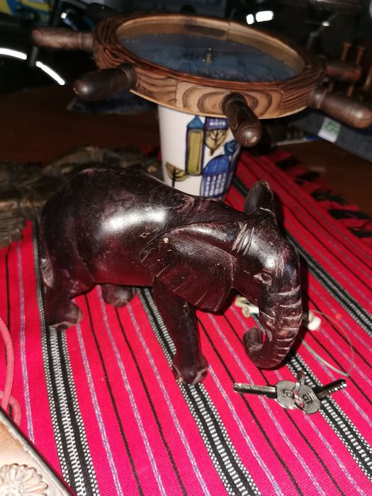 Set statuete lemn vechi, scrumiera abanos elefant