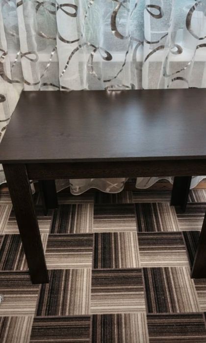 Кухонный стол продам