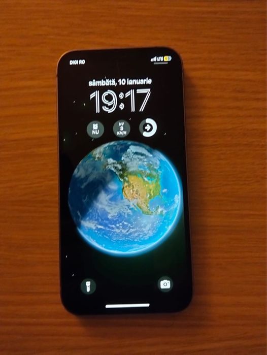 Vand iPhone 12 in stare foarte  buna