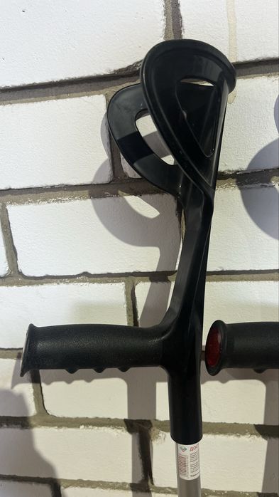 Костыль, балдақ.